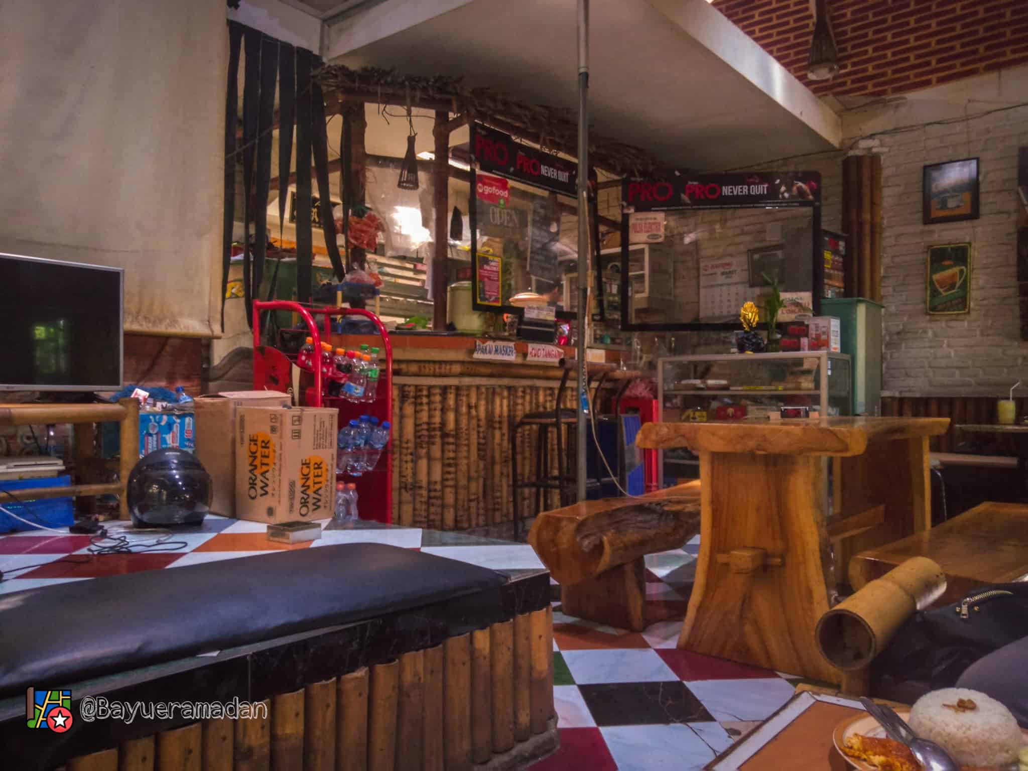 Cafe